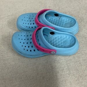 EUC girls Joybees slip on shoes